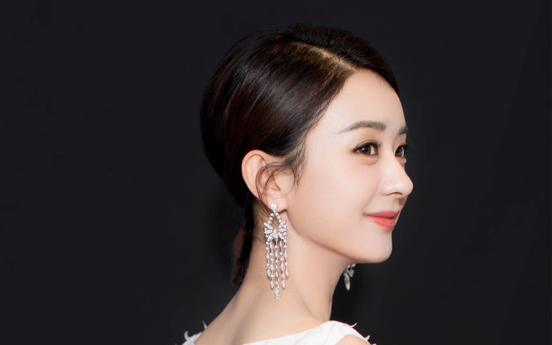 替补登场即进球是否与教练预判相关性提高，替补队员进场破坏进球