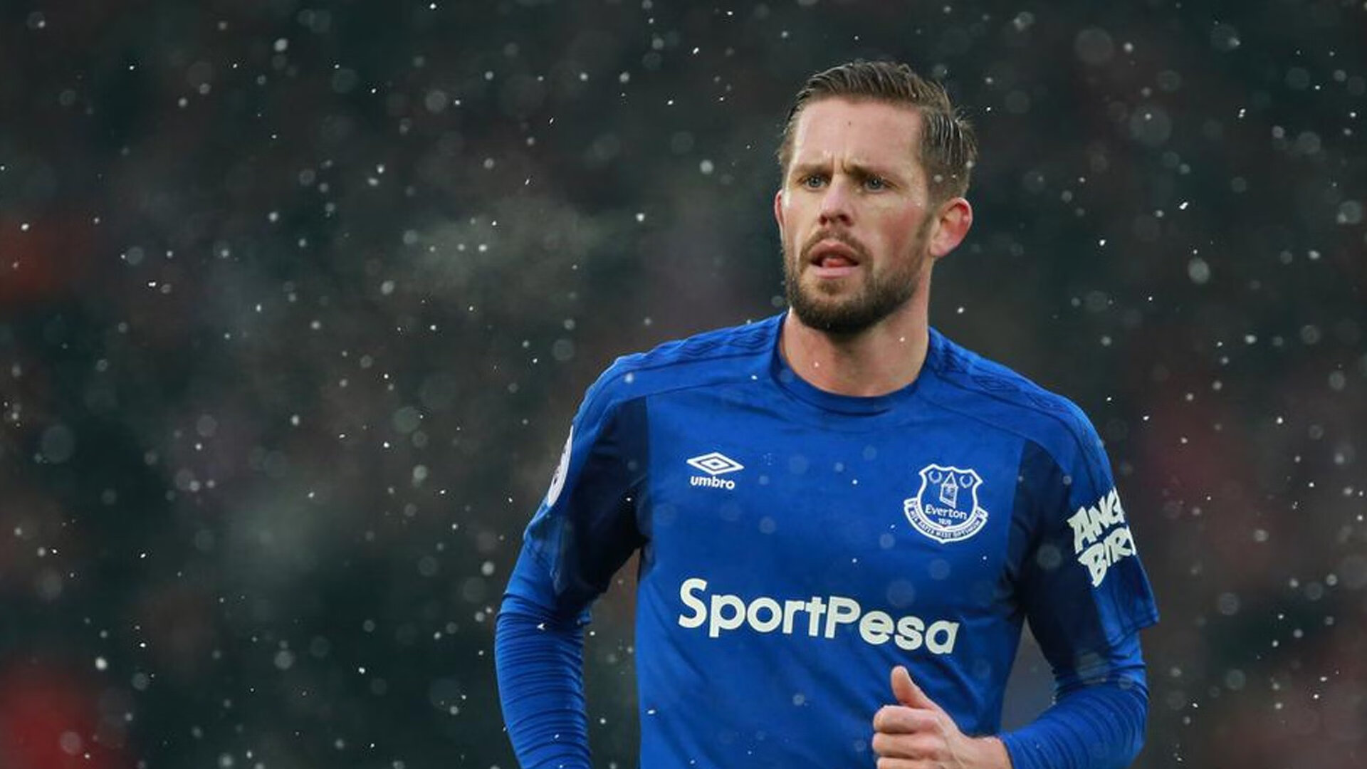 开云体育下载-夜间马拉松试点成功，城市夜跑文化兴起，夜间跑马怎么回事